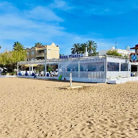 Beautiful In With Sea Views בית נופש דניה